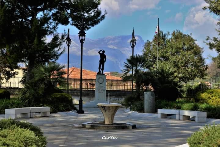 Rossyiva Otel Minturno Dış mekan fotoğraf